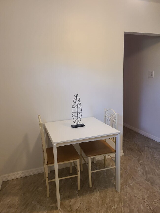 Foto del edificio - 435 NE 135th St