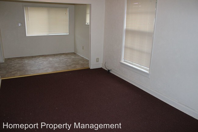 Foto del edificio - 451 SW Twin Oaks Cir