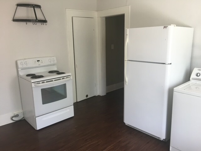 Building Photo - 4800 Tremont St