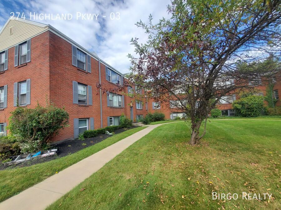 Primary Photo - 274 Highland Pkwy