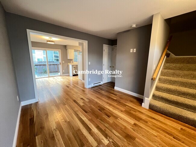 Building Photo - 66 Murdock St Building Photo - 66 Murdock St