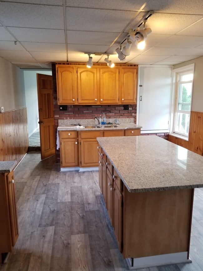 Kitchen - 3527 Kutztown Rd