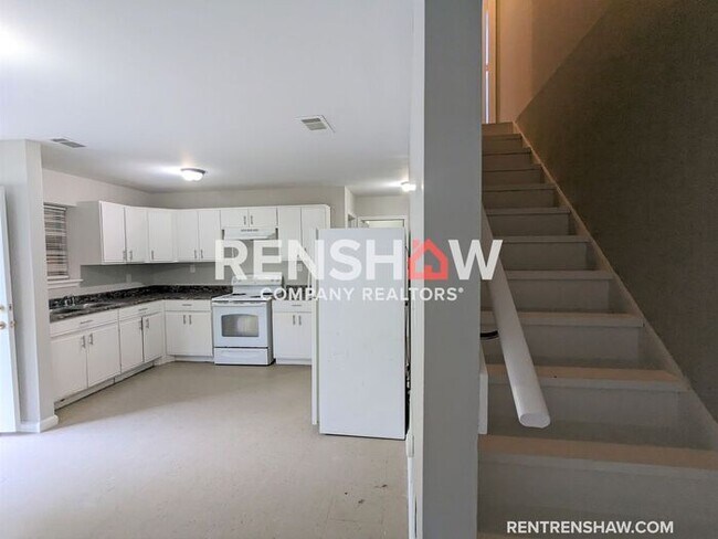 Foto del edificio - 3/2 Home in Shadowlawn Neighborhood Now Av...