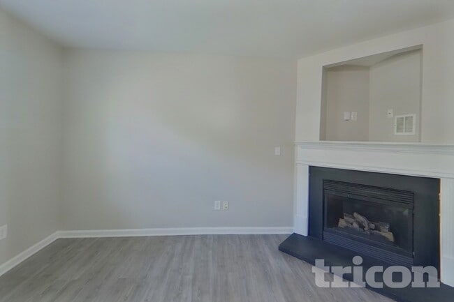 Building Photo - 15714 Southern Garden Ln