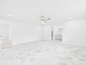 Building Photo - 506 Coppersmith Dr