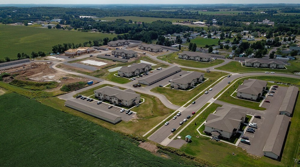 Moon Lake Estates Apartments in Rice Lake, WI