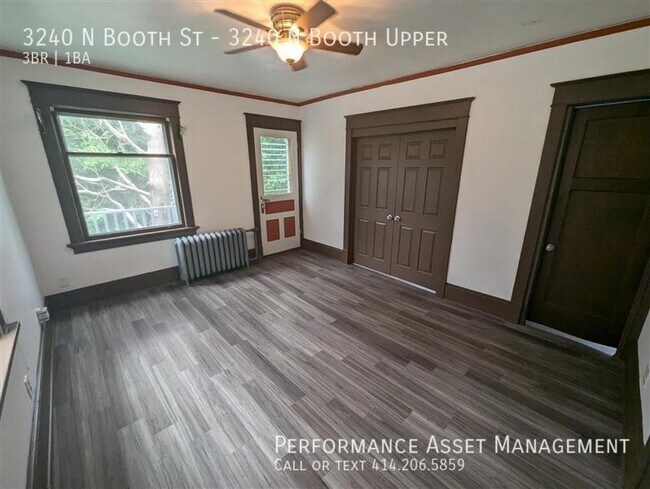 Foto del edificio - Stunning 3br Upper unit in the heart of Ri...
