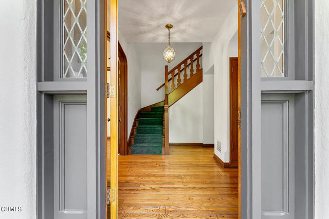 Building Photo - 2110 Lorain Rd