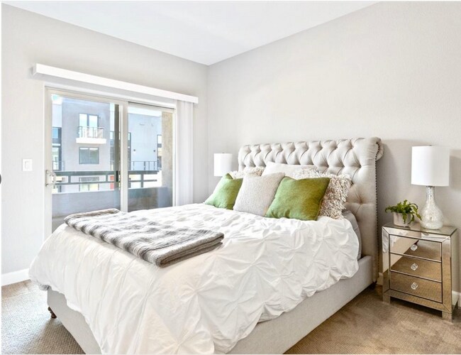 Foto del edificio - Corner Penthouse Unit