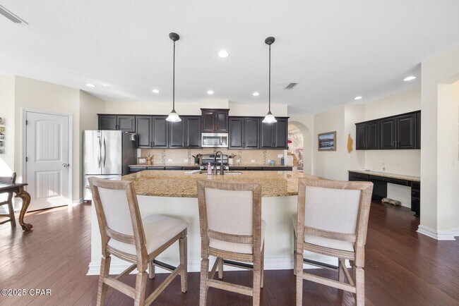 Building Photo - 307 Johnson Bayou Dr