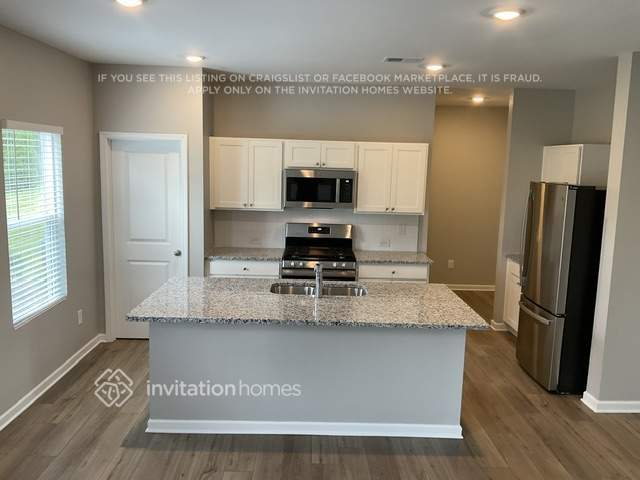 Building Photo - 2084 Boxwood Cir
