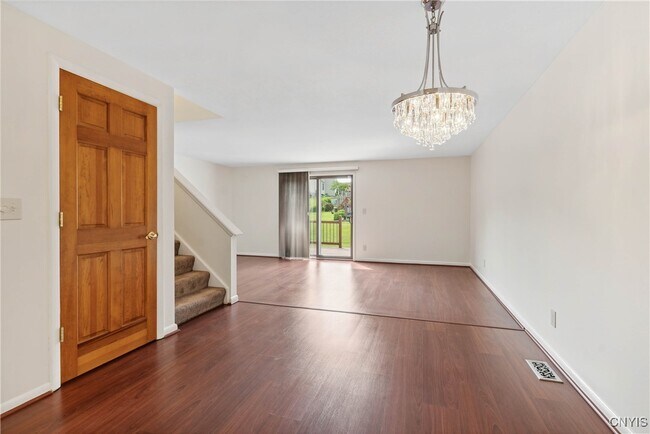 Foto del edificio - 104 Lookout Cir