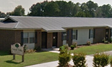 Building Photo - 11 Villas St