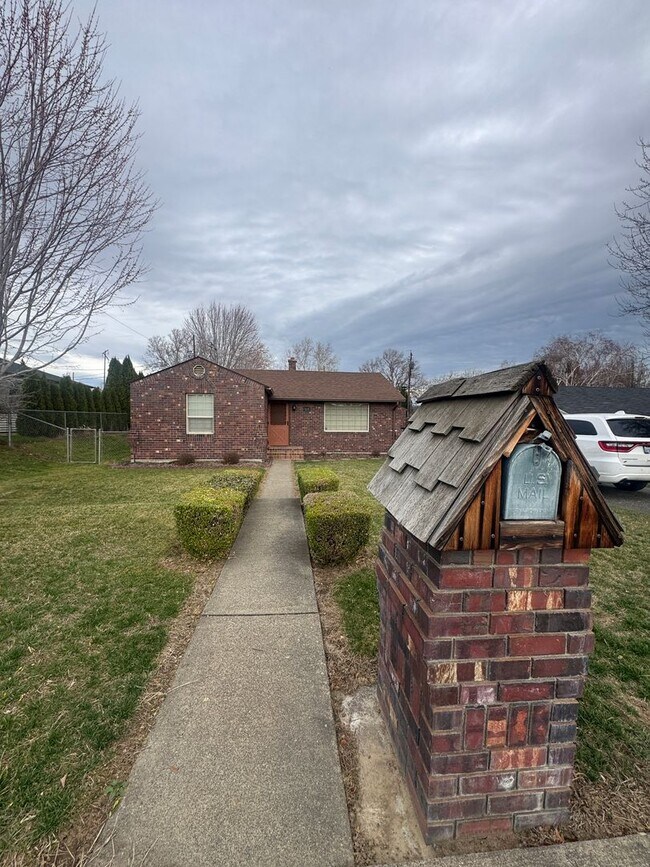 Foto del edificio - 111 N 53rd Ave