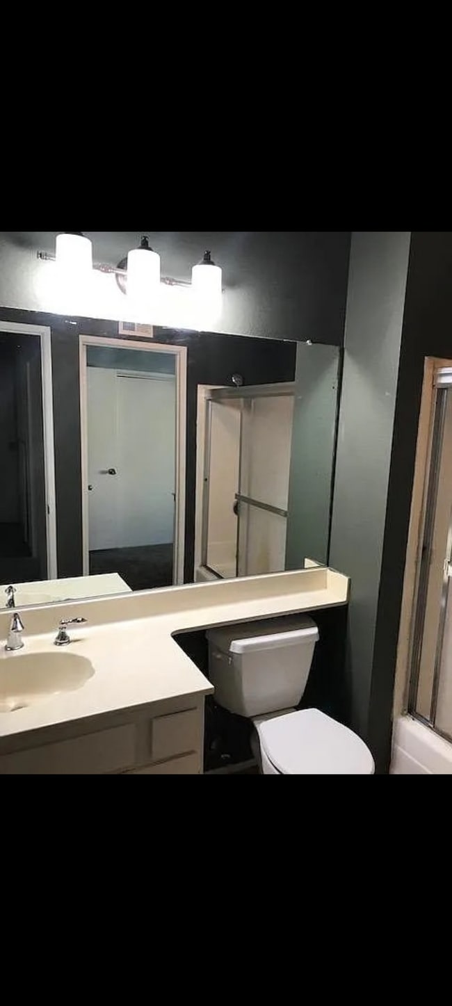 Building Photo - 486 Serento Cir