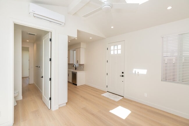 Building Photo - Brand New 1 Bedroom ADU in Encinitas