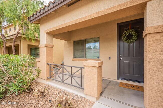 Building Photo - 820 W Trellis Rd