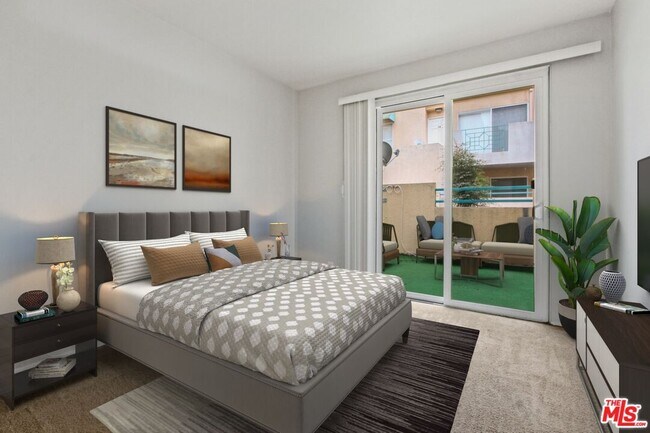 Foto del edificio - 417 E Tamarack Ave