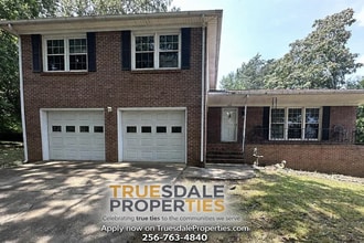 Building Photo - 908 Roll Tide Ln NW