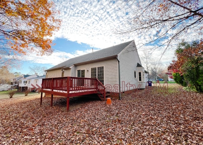 Foto del edificio - 5711 Meadowood Ln