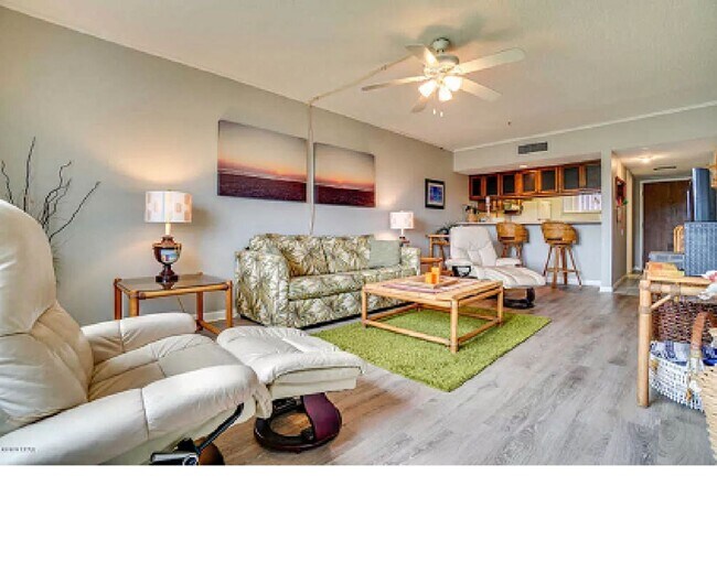 Foto del edificio - 112 Fairway Blvd