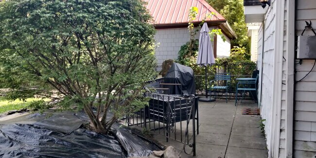 Foto del edificio - 562 Richmond Ave