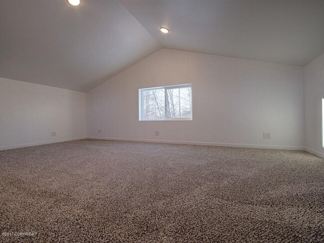 Building Photo - Single Family Home with 1 Bedroom 1 Bathroom