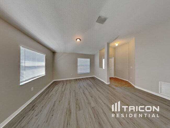 Building Photo - 2236 Roanoke Springs Drive Ruskin FL