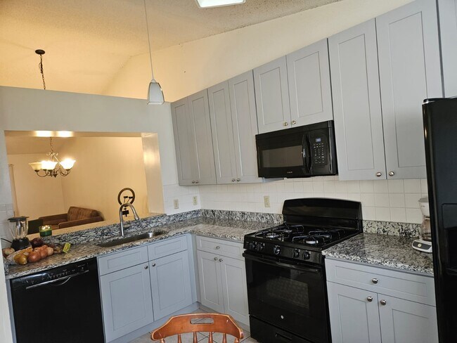 Foto del edificio - 3160 Smoke Signal Cir