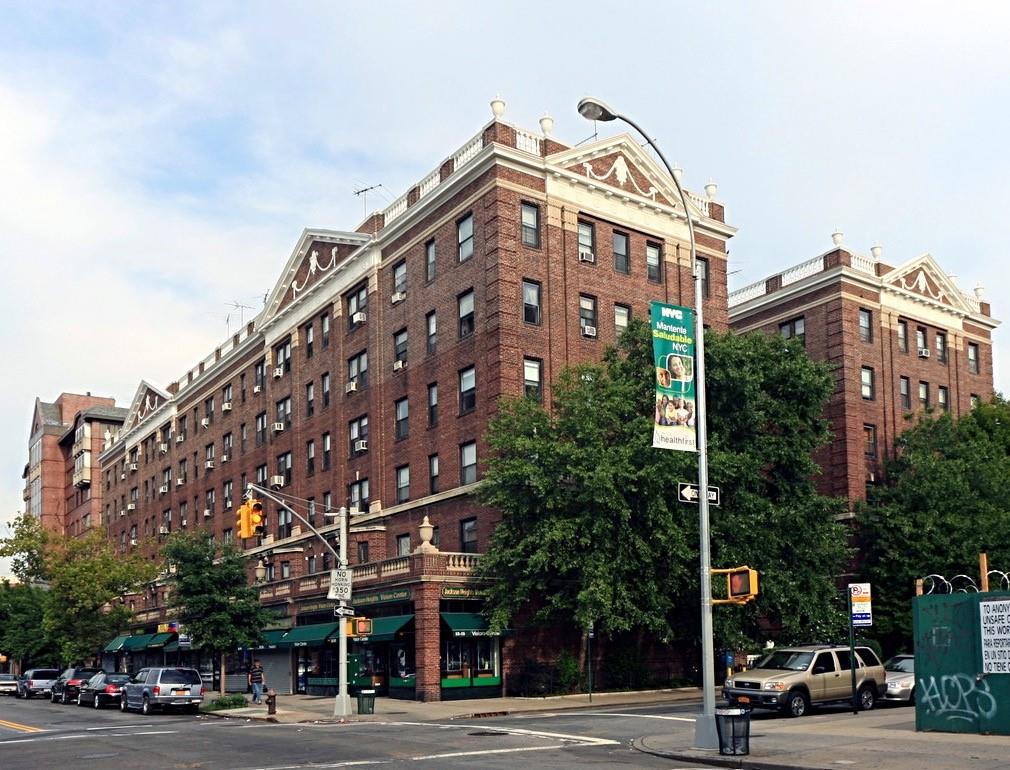 Building Photo - 3564 84th St