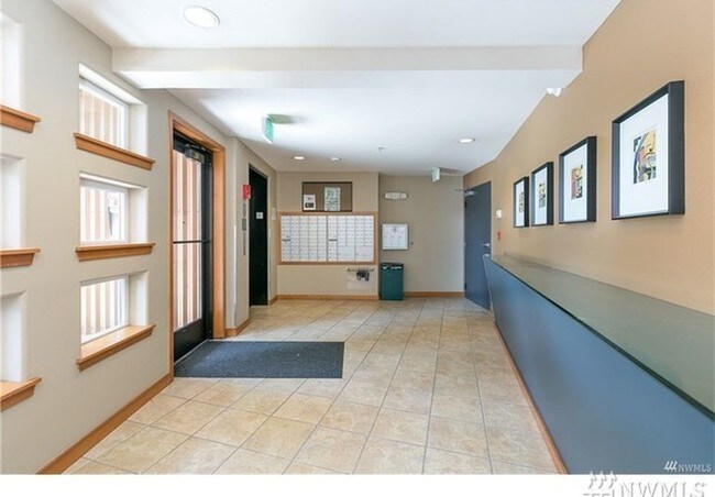 Foto del edificio - 4020 Aurora Ave N