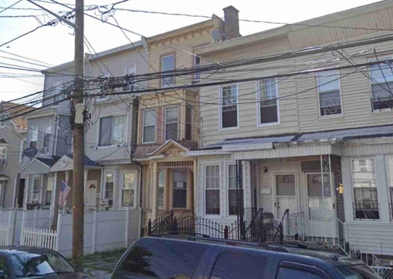 23 Wakeman Ave, Newark, NJ 07104 Room for Rent in Newark, NJ