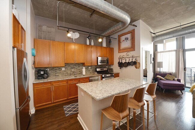 Foto del edificio - 900 N Kingsbury St