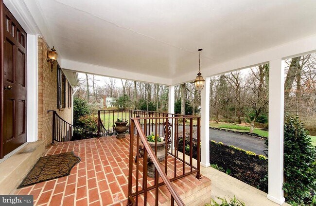 Building Photo - 2429 Hunter Mill Rd
