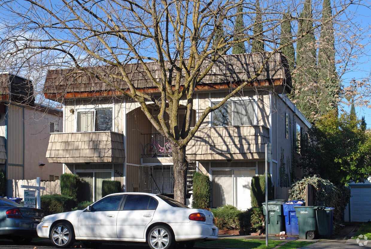 Foto principal - 2412 25th St