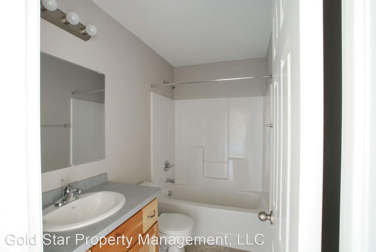 Primary Photo - 2 br, 2.5 bath House - 3163 Sullivan Lp