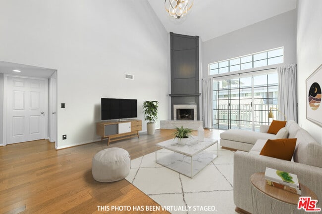 Foto del edificio - 11667 Gorham Ave