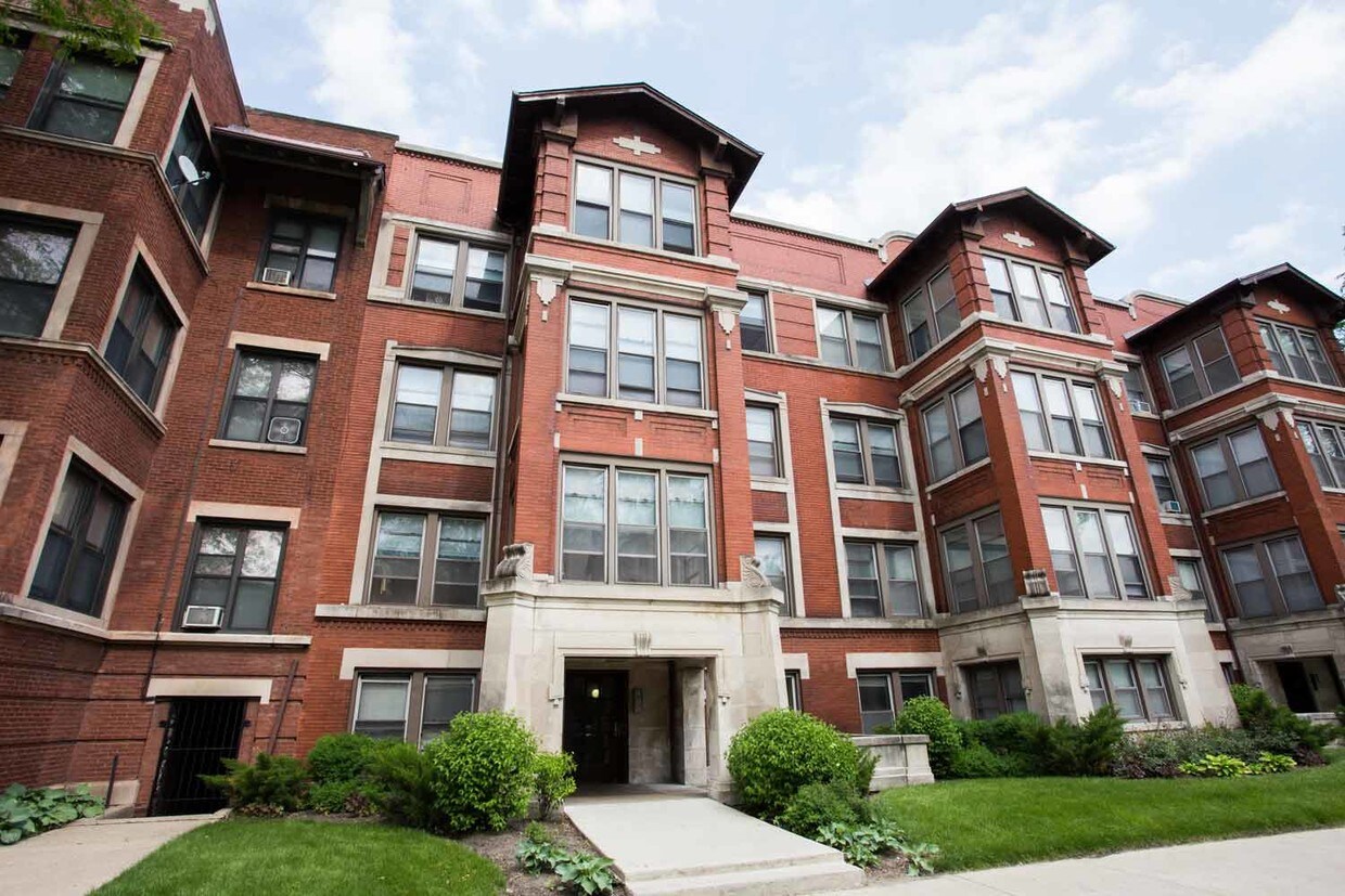 5049 S. Drexel Boulevard Apartments Chicago, IL