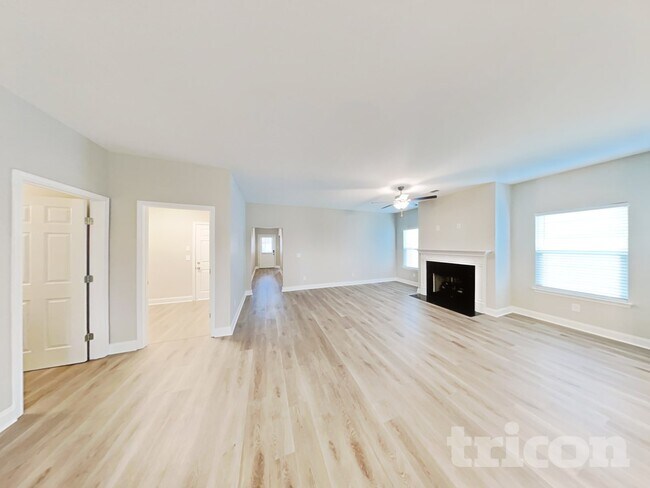 Building Photo - 1139 Westgate Dr