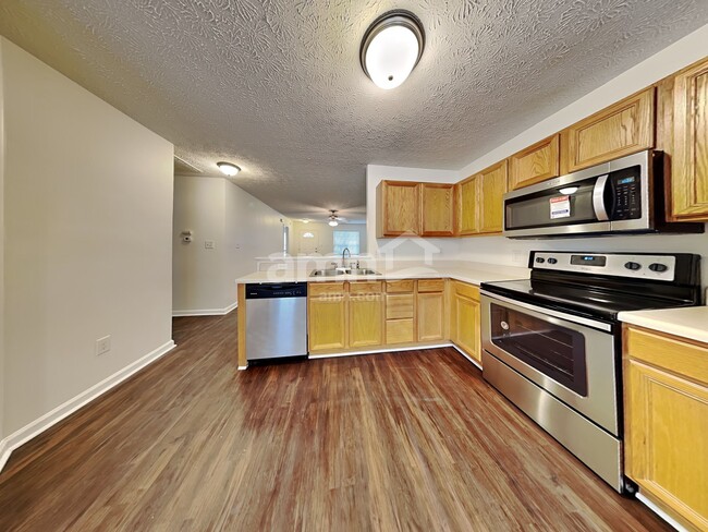 Building Photo - 3104 Forrestal Dr