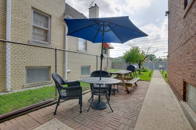 Foto del edificio - 10508 S Claremont Ave
