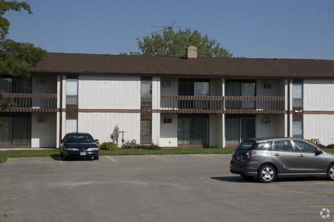 Golfview Terrace Apartments - Rivers Edge Apartments