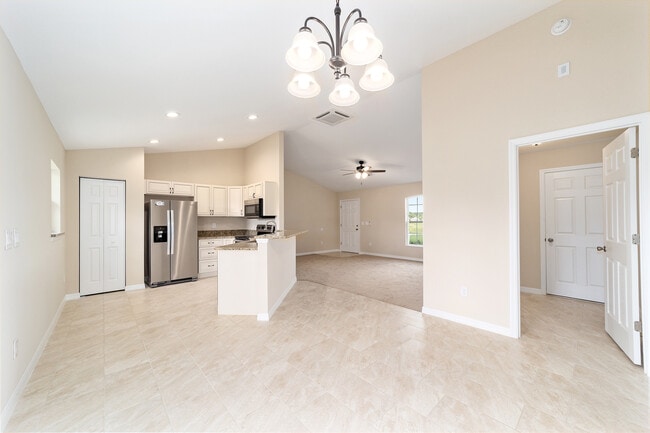 Foto del edificio - 194 Willow Rd