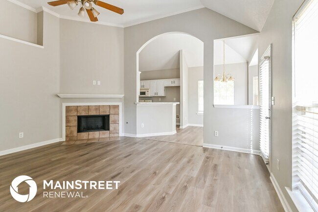 Foto del edificio - 7895 Pinefrost Ln