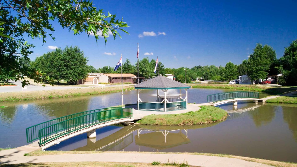 Primary Photo - Southfork