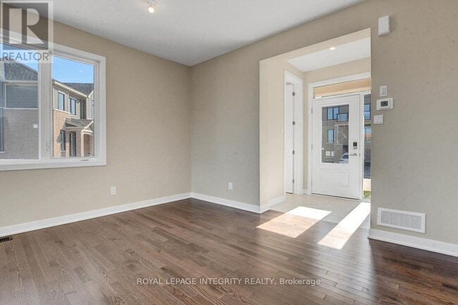 Building Photo - 117 Ryan Reynolds Wy