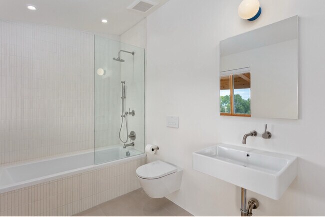 Foto del edificio - 1276 Sycamore Rd