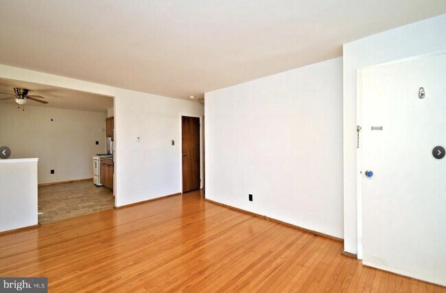 Foto del edificio - 102 Borbeck Ave