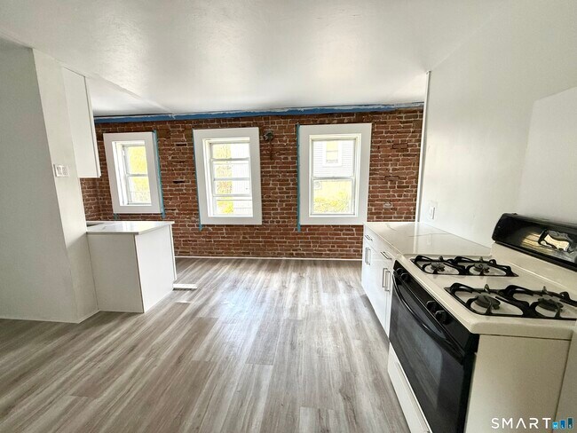 Foto del edificio - 189 Daly Ave