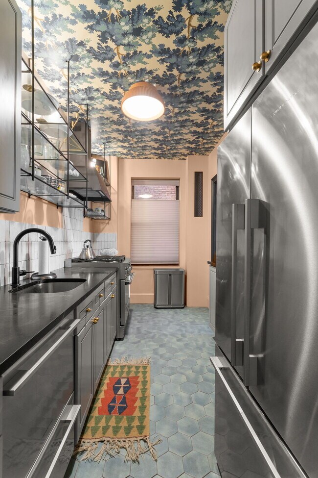 Foto del edificio - 860 W 181st St